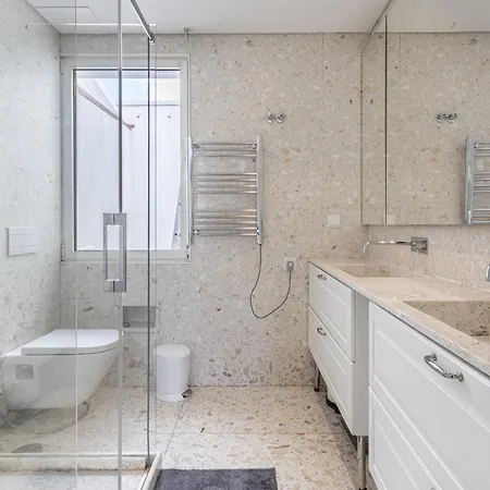 Contemporary Restelo Pool Haven * Lisbon